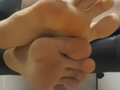 라연이 발바닥