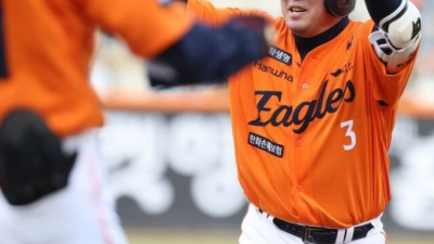 7연승 달성!! 잘나가는 한화  72억 FA 타자도 준비 완료 NC 다이노스와 시즌 3차전에서 7-1 완승